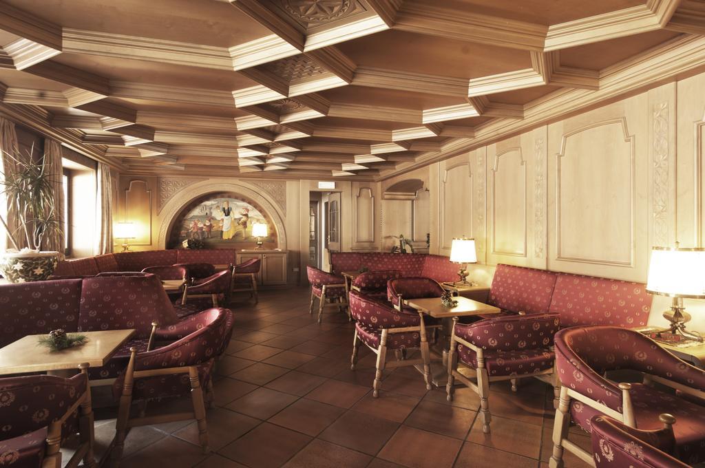 Grand Hotel Biancaneve Folgaria Esterno foto