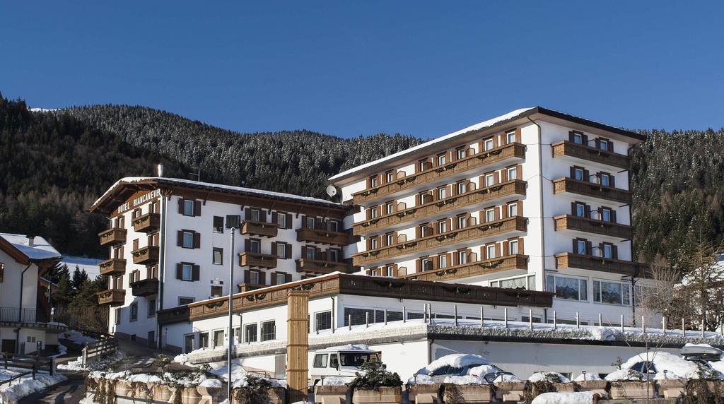 Grand Hotel Biancaneve Folgaria Esterno foto