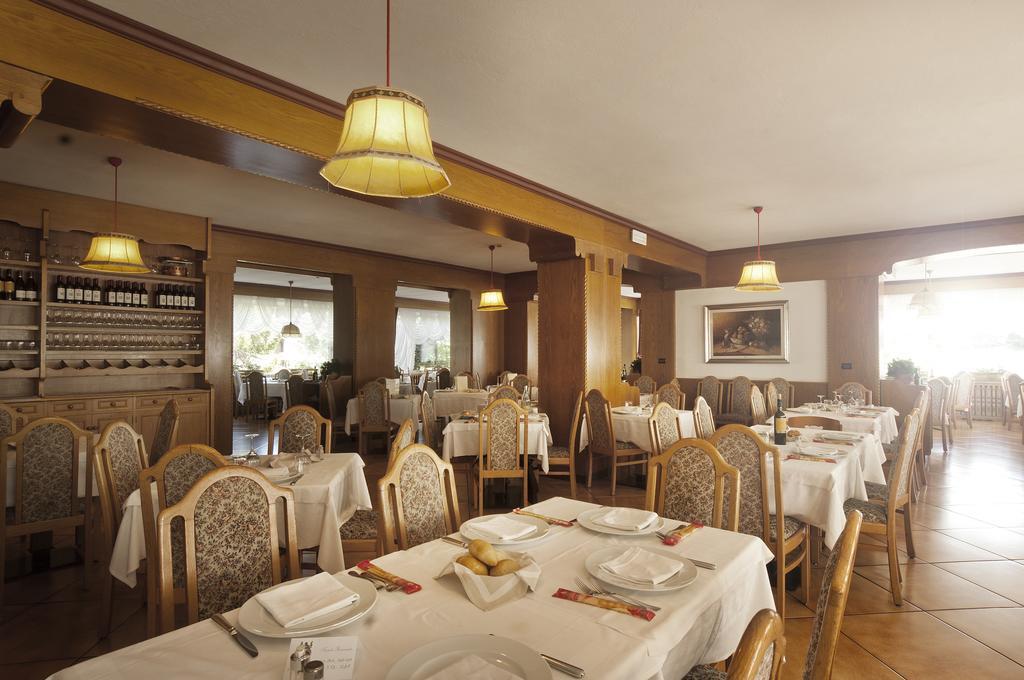 Grand Hotel Biancaneve Folgaria Esterno foto