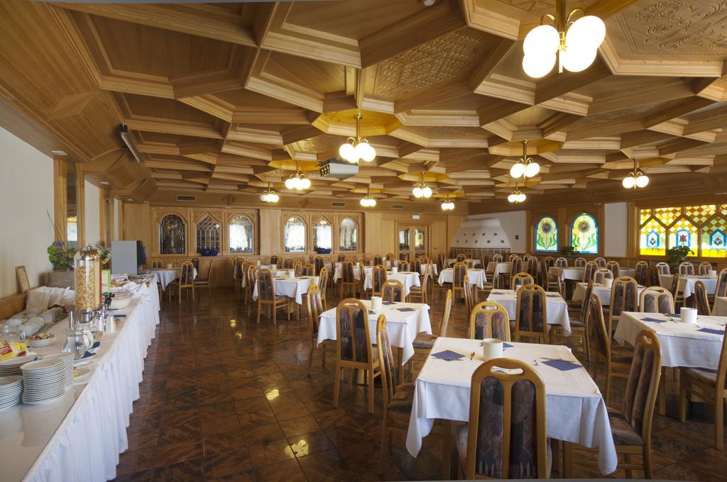 Grand Hotel Biancaneve Folgaria Esterno foto