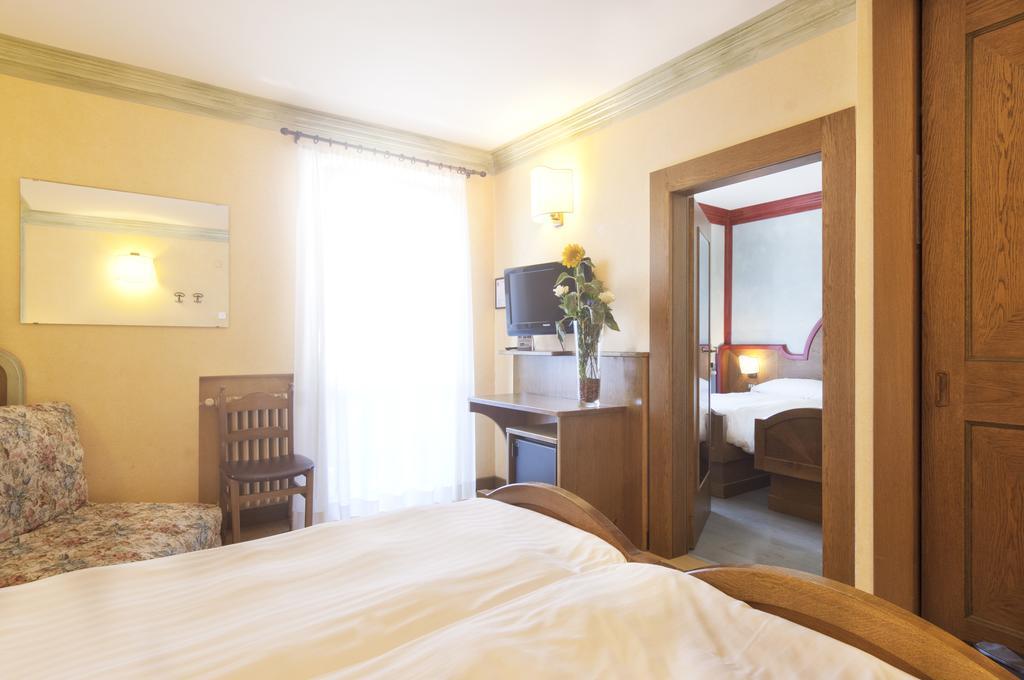 Grand Hotel Biancaneve Folgaria Camera foto